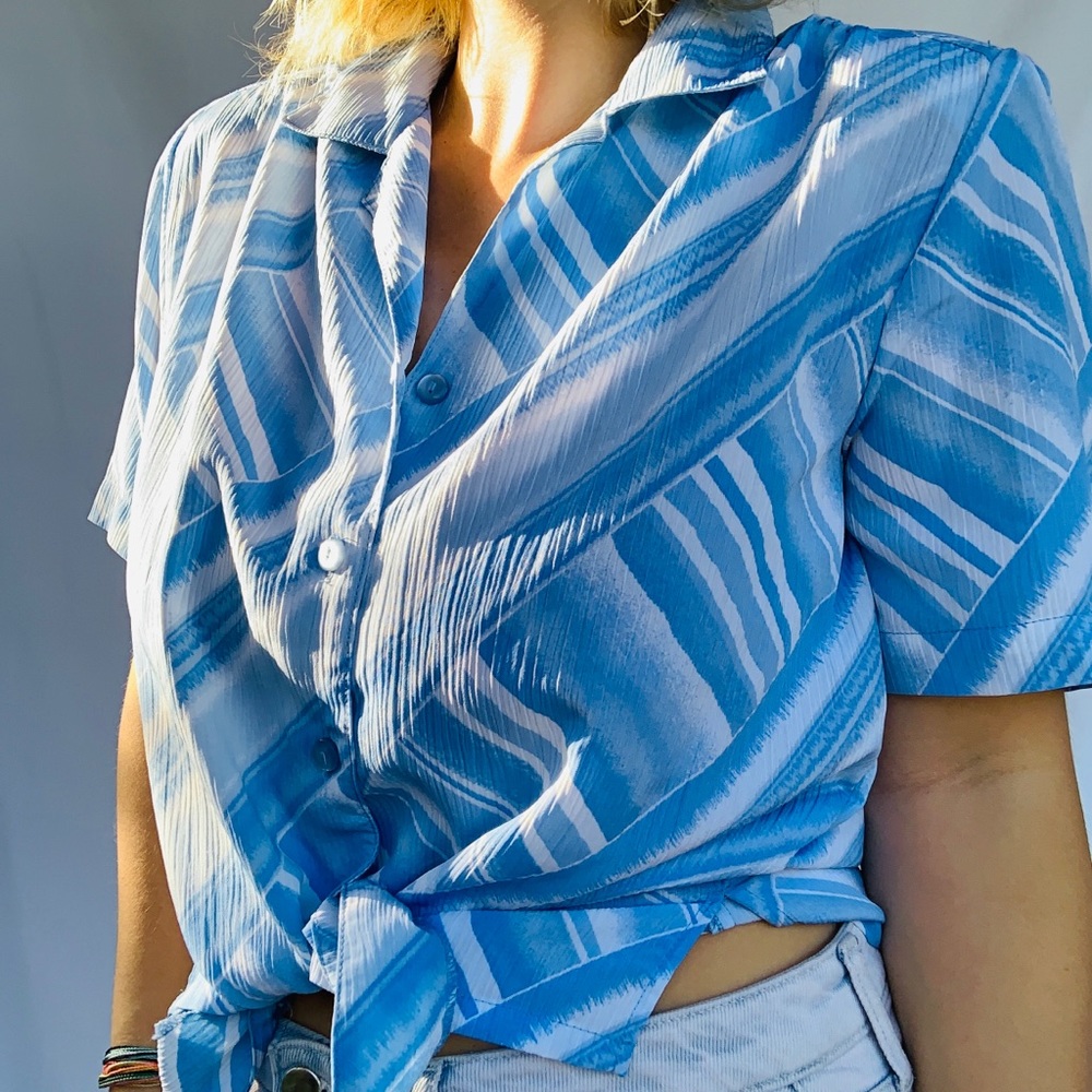 Donnkenny Classics Vintage Button Down Shirt